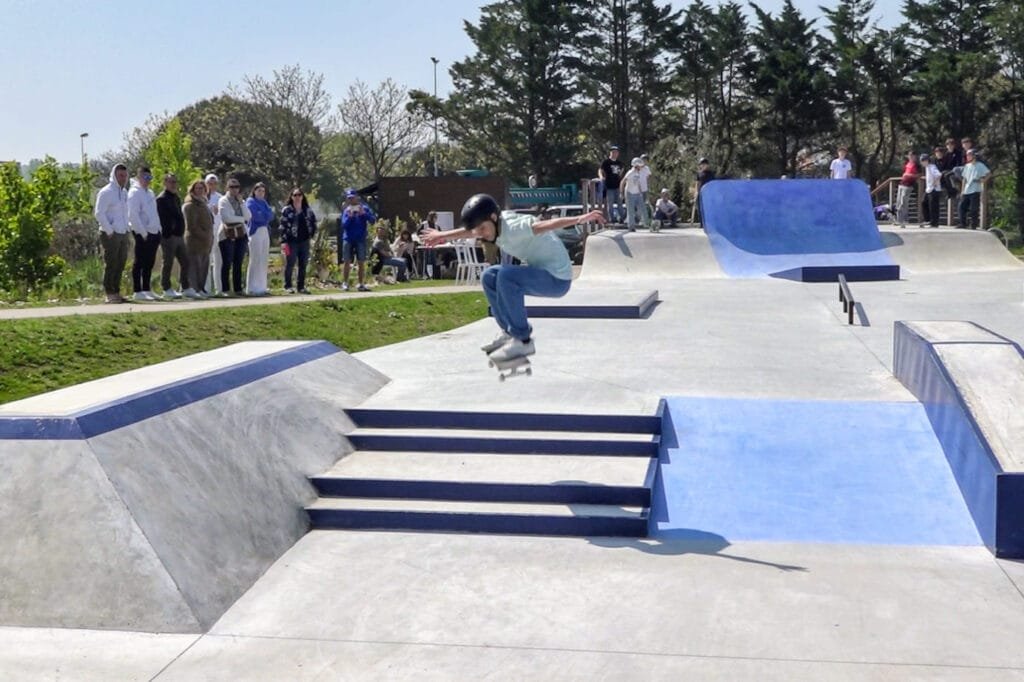 skate-12~2
