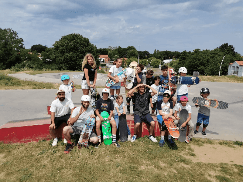 Roulettes Mates club skate