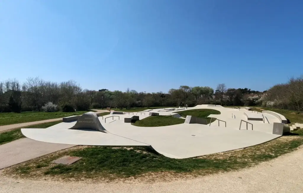 skatepark bretignolles sur mer vendée street
